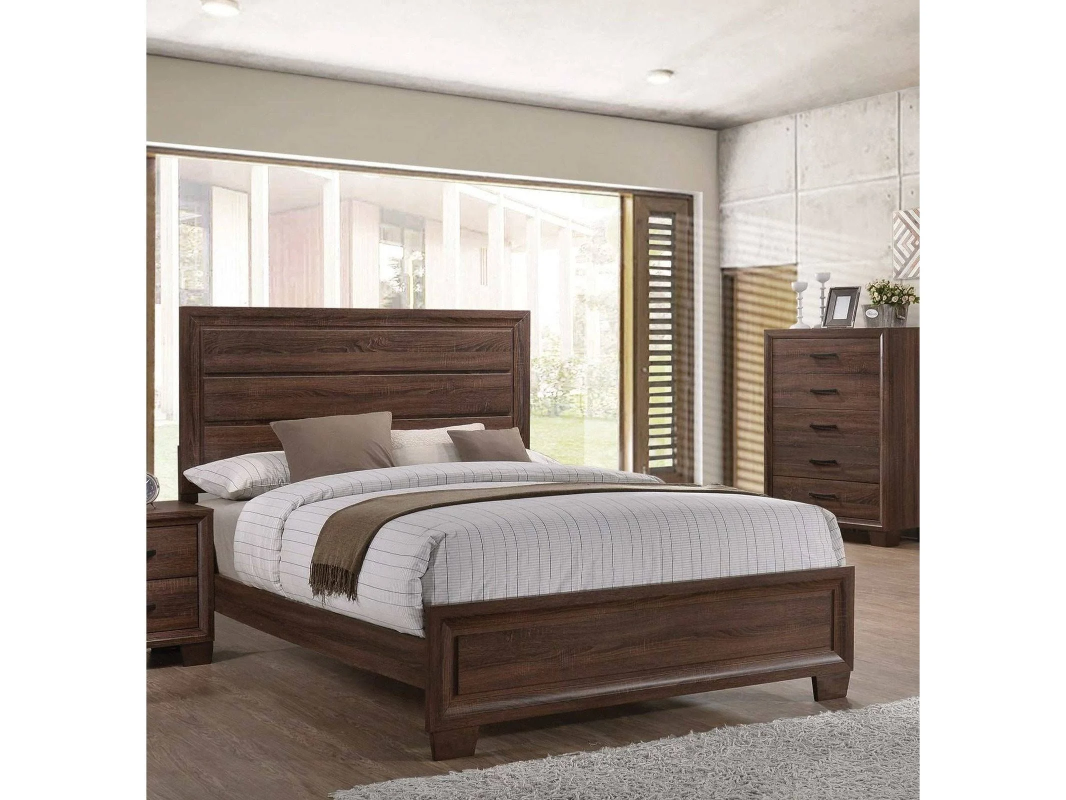 Coaster Home Furnishings Brandon Transitional Wood Queen Size Panel Bed Frame 56-inch Headboard Warm Brown 205321Q