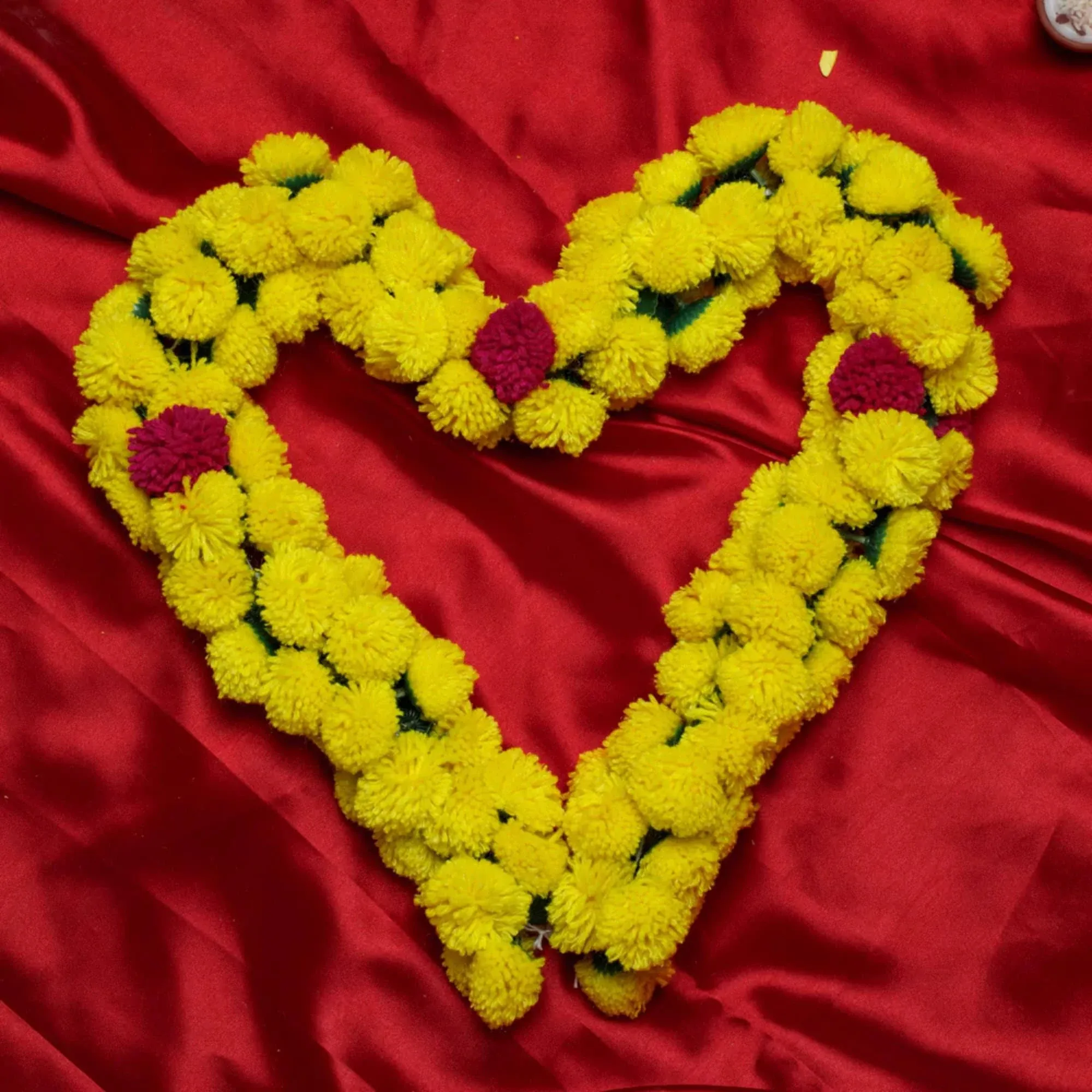 Desi Favors Woven Chamanthi Garland - Woolen Garland Fro Diwali/Indian Pooja Wedding Decorations Yellow Chamanthi/Chrysanthemums String - 3.25 ft