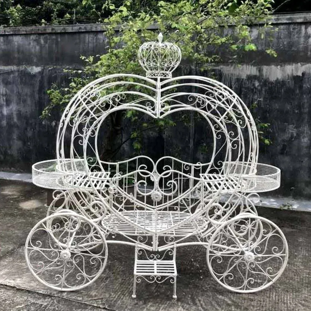 "Courtney" Heart-Shaped Iron Flower Carriage in Antique White