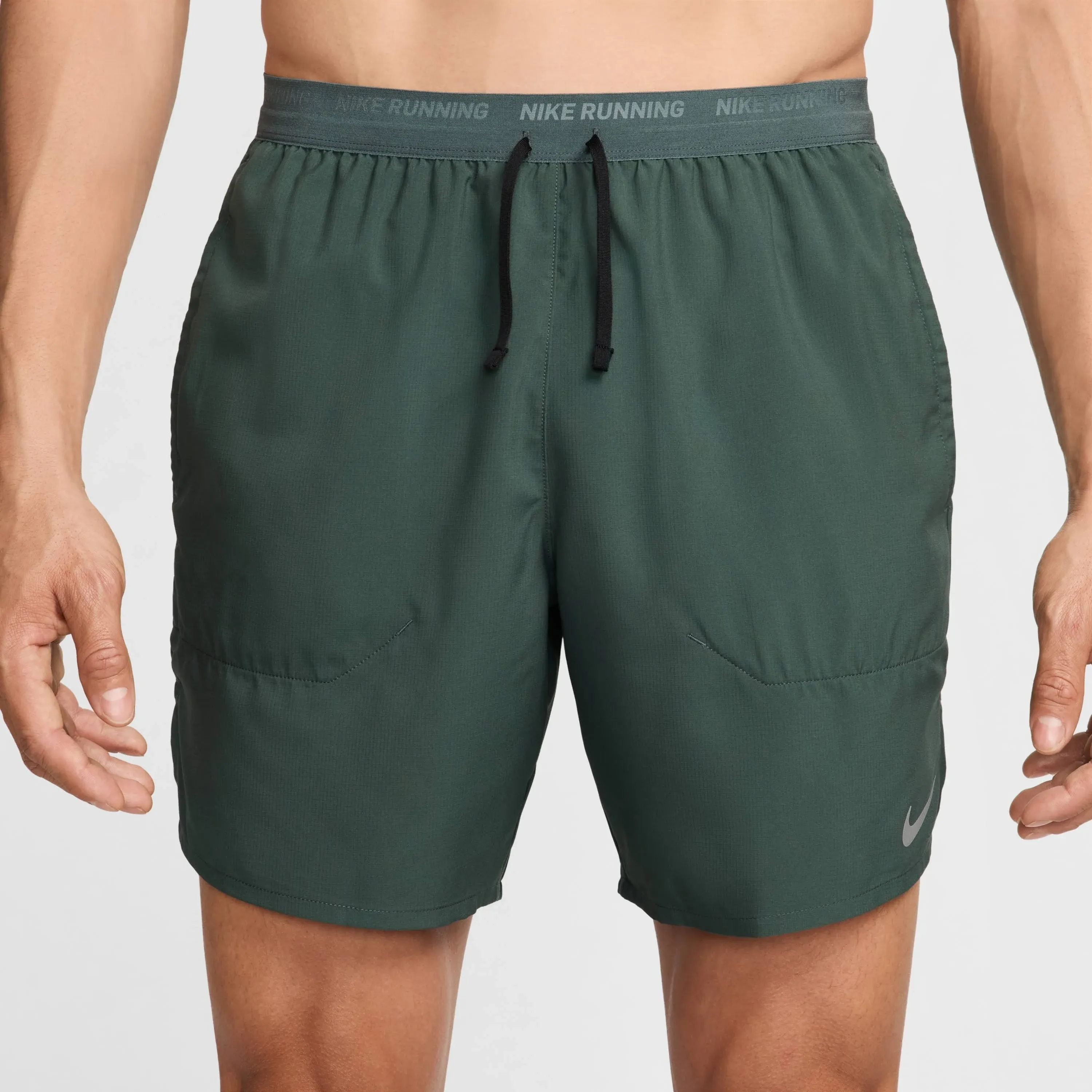 "Nike Dri-FIT Stride 7'' Short Heren"