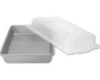 USA Pan Rectangular Cake Pan & Lid Set