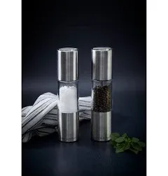 Cole & Mason Oslo Salt & Pepper Mill Gift Set