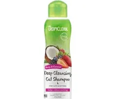 TropiClean Berry & Coconut Deep Cleansing Cat Shampoo