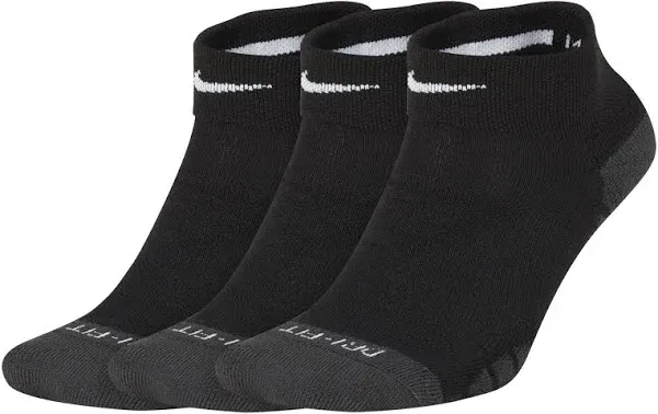 Women's Nike Everyday Cushion Ankle Training Socks 3 Pair