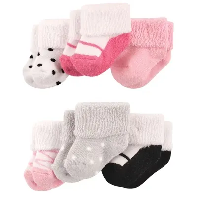 Luvable Friends Unisex Baby Newborn and Baby Socks Set