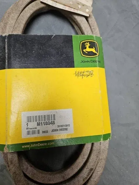 John Deere Original Equipment V-Belt #M118048