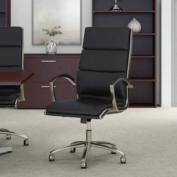 Modelo High Back Leather Executive Office Chair