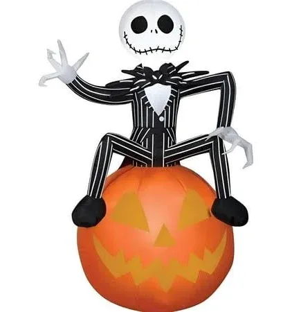 The Nightmare Before Christmas Jack &amp; Pumpkin 3.5 Ft. Airblown Inflatable