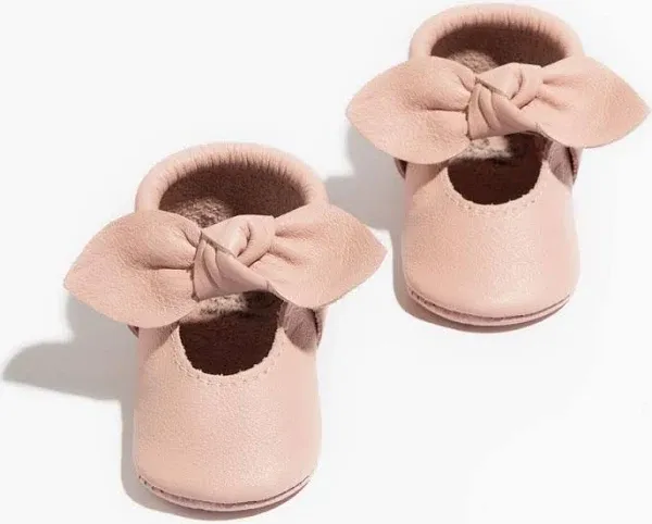 Freshly Picked Knotted Bow Baby Moccasins