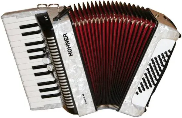 Hohner Bravo II 48 Accordion