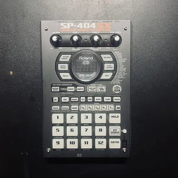 Roland SP-404SX Portable Power-Sampler w/FX (SP404SX)