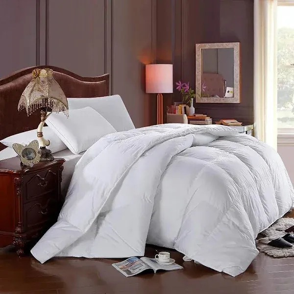 Egyptian Linens Lightweight Down Comforter