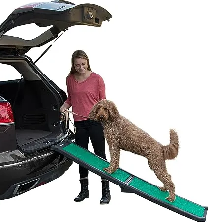 Pet Gear supertraX Ramps for Dogs and Cats, Maximum Traction Surface, Portable/Easy-Fold (No Tools Required), Built in Handle for Travel, 5 Models, 42-71 Inches Long, Supports 150-200lbs 