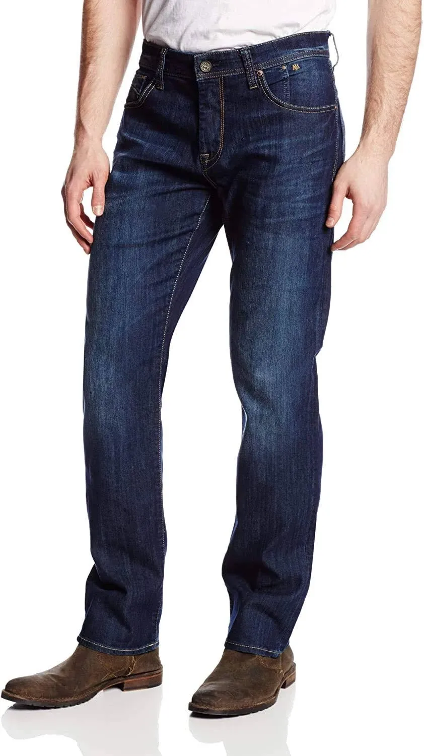 Zach Straight Leg Jeans