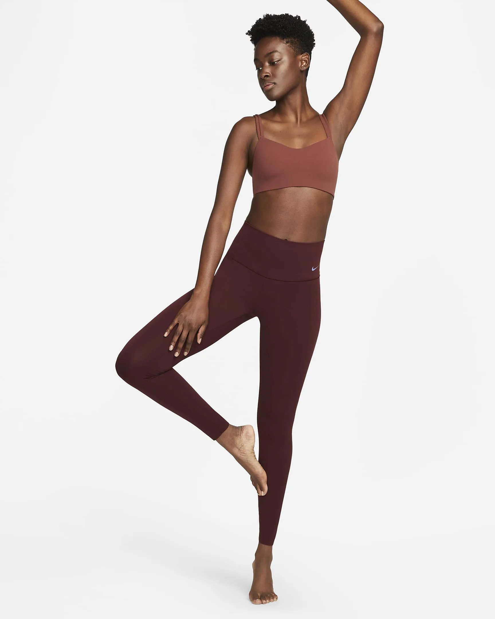 Nike Zenvy  Leggings de largo completo de tiro alto y sujeción ligera para mujer