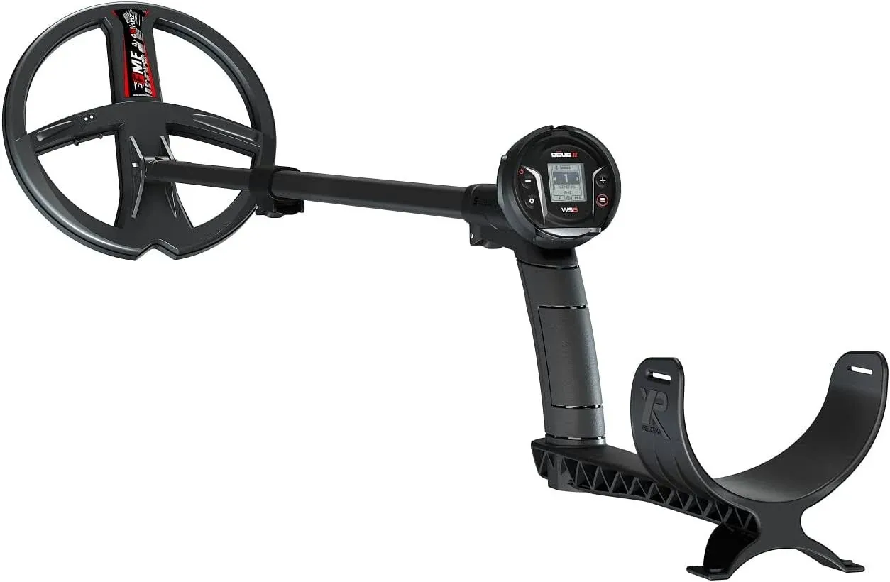 XP Deus II WS6 Master FMF Metal Detector with 9" Coil