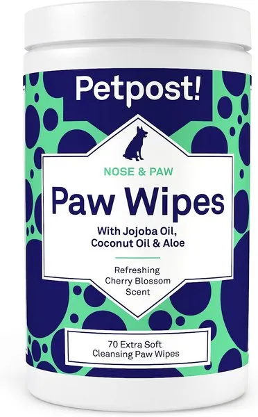 Petpost | Paw Wipes for Dogs - Nourishing, Revitalising Dog Paw Cleaner with Coconut Oil, Jojoba Oil, and Aloe - 70 Ultra Soft Cotton Pads