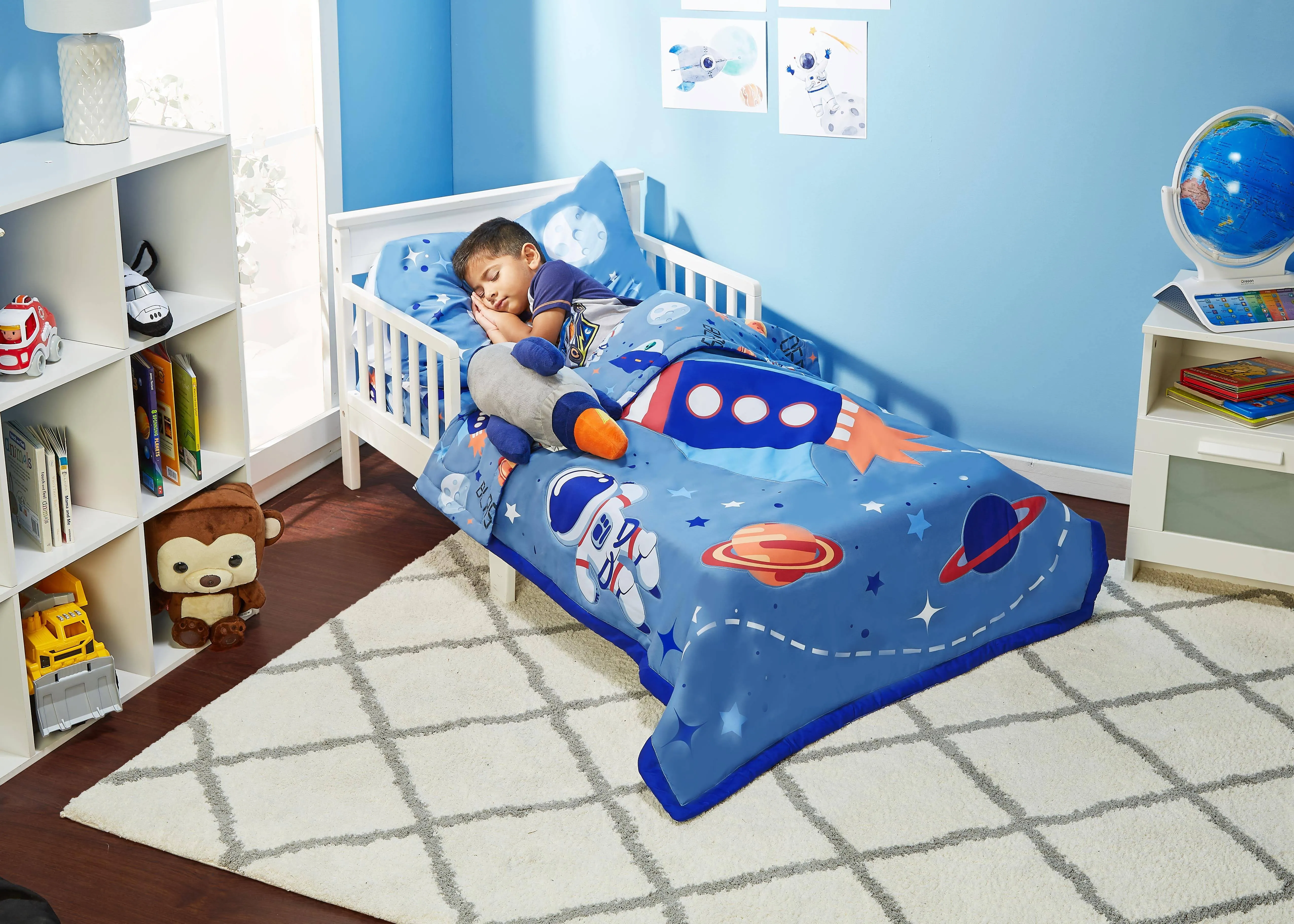 Everyday Kids 4 Piece Toddler Bedding Set - Outer Space Adventures