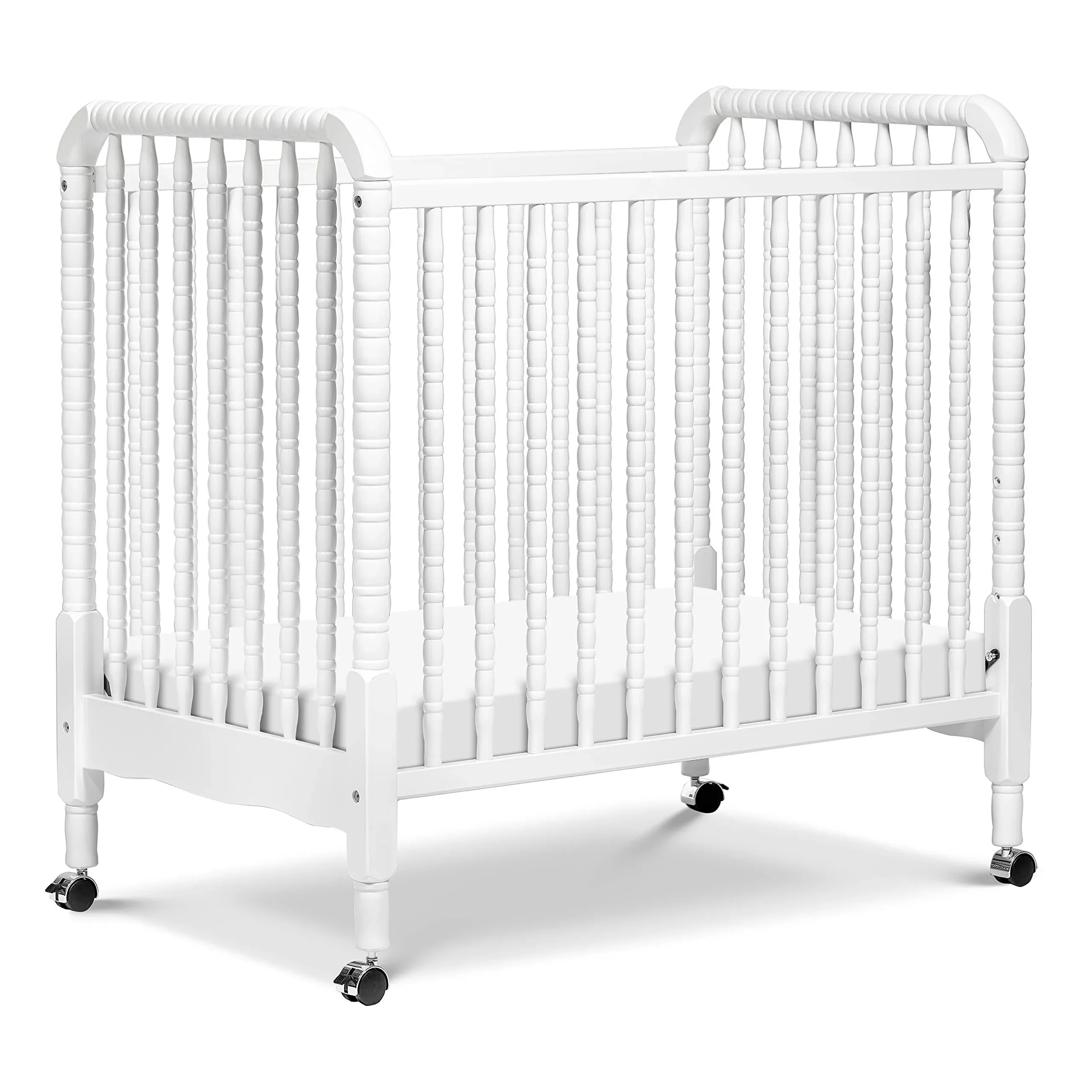 DaVinci Jenny Lind 3-in-1 Convertible Mini Crib in White, Removable Wheels, Greenguard Gold Certified