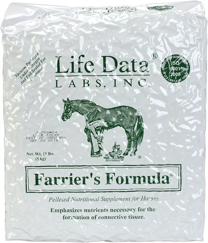 Farrier's Formula Refill Bag, 11 lbs; Pelleted Hoof and Coat Supplement For Horses; Supplement Can Be Added As a Top Dressing On Regular Feed or Given Separately; 30 Days Supply