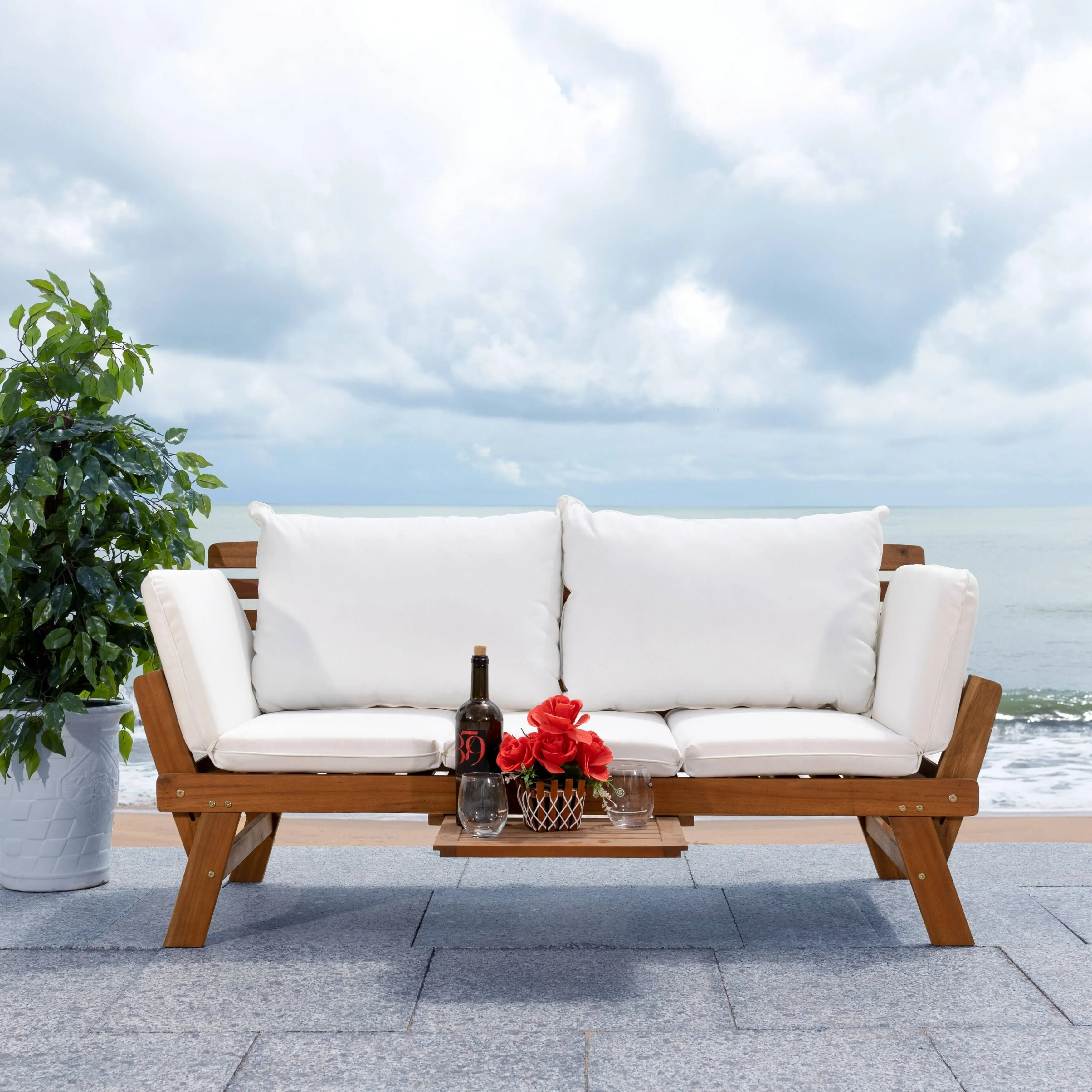 Safavieh Emely Outdoor Daybed - Natural/Beige