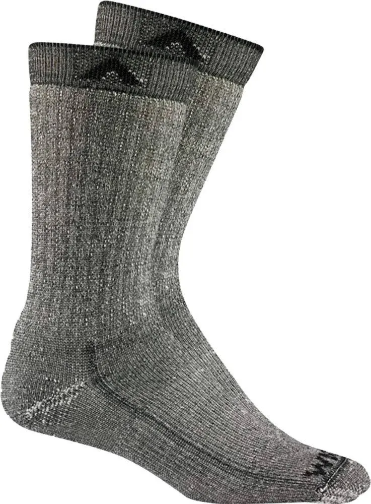 Wigwam Merino Comfort Hiker 2-Pack Black Ii MD (US Men's Shoe 5-9.5, Women's Shoe 6-10)