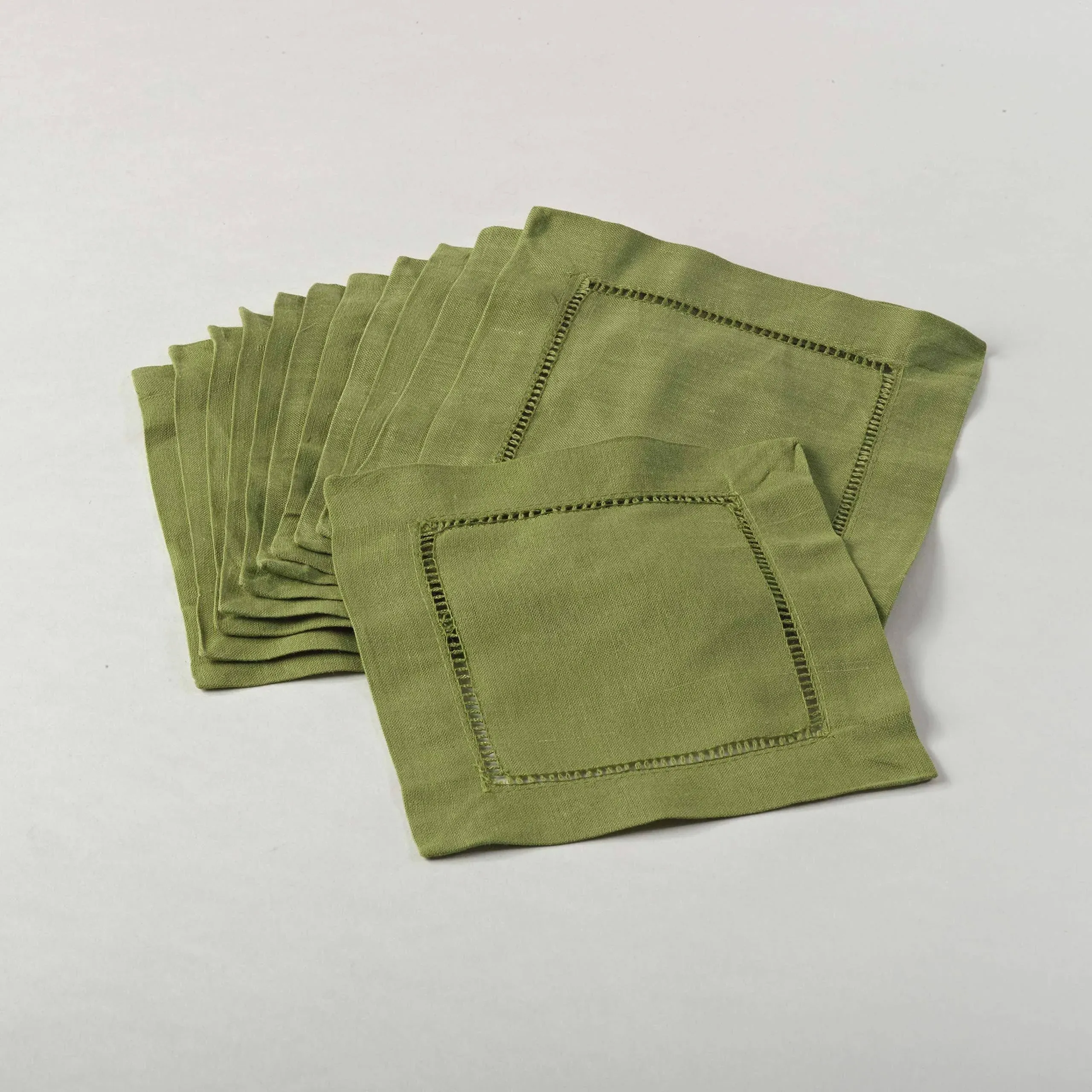 Saro 6 in. Everyday Square Hemstitch Cocktail Napkin - Kiwi Set of 12