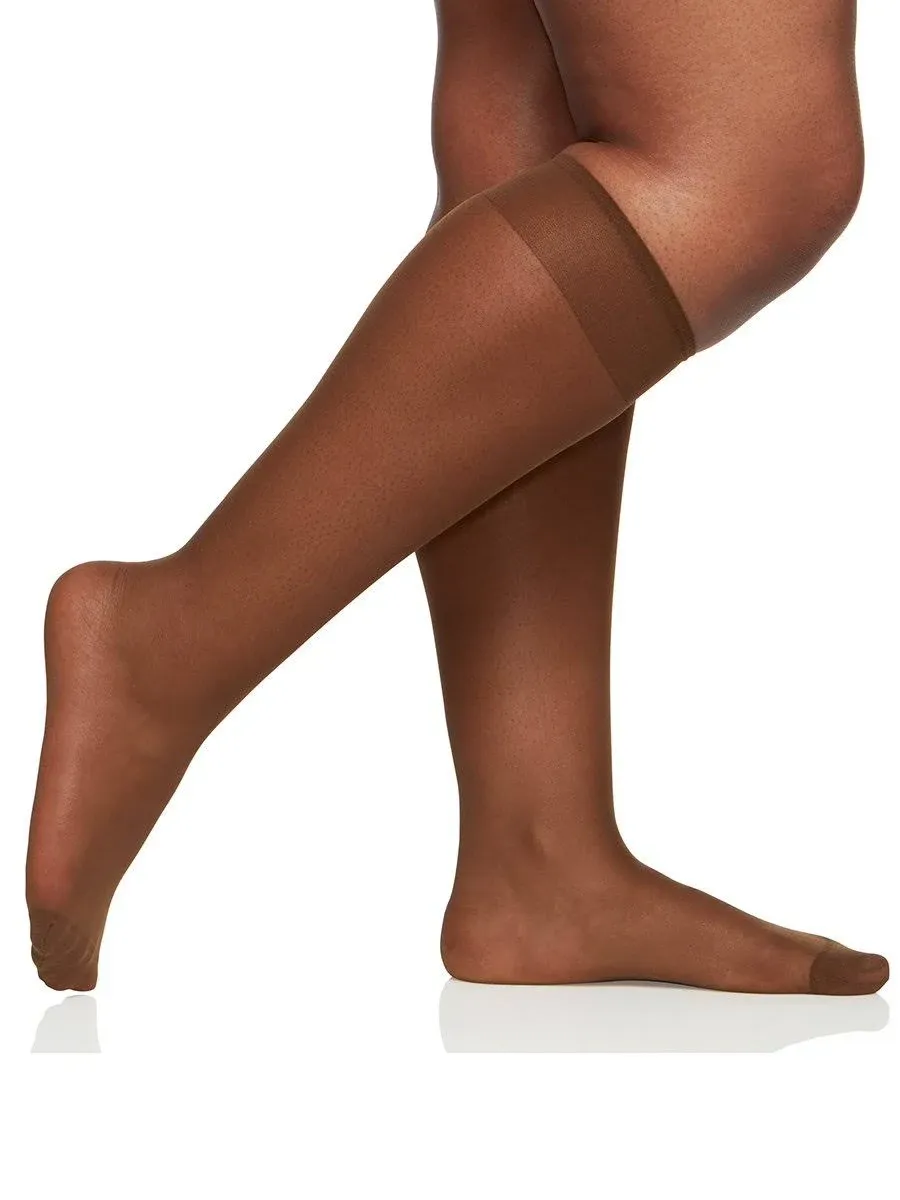 Berkshire Womens 3-pack Queen Size All Day Sheer Knee High With Reinforced Toe