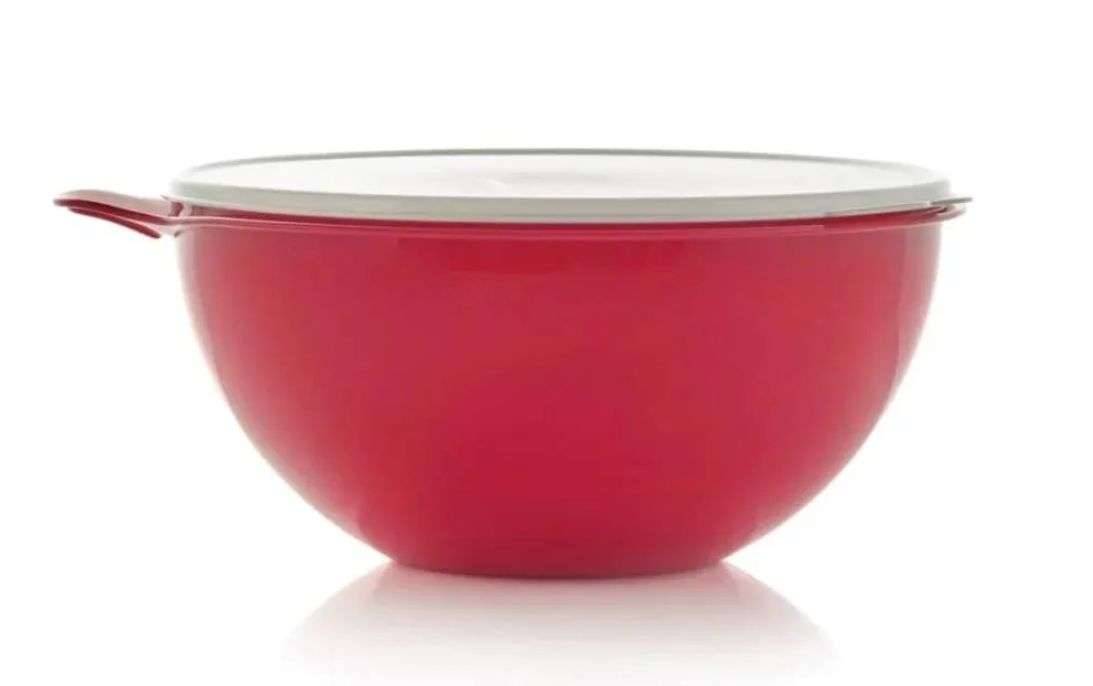 Tupperware Thatsa Bowl Mixing Bowl 32 Cups 7.8L Chili Red